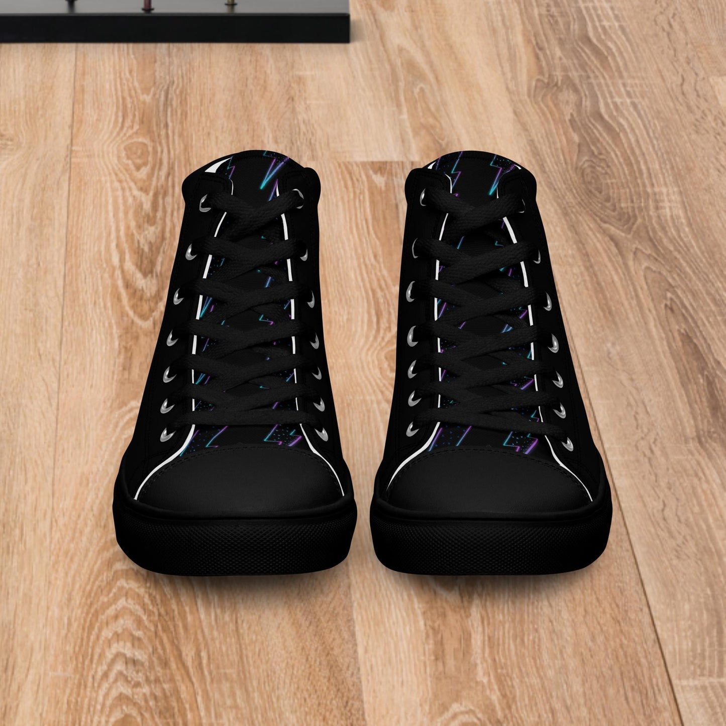 Men’s high top canvas shoes